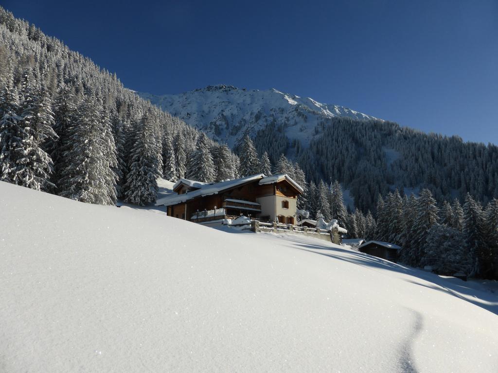 Berghaus Alpenroesli Klosters Exterior foto